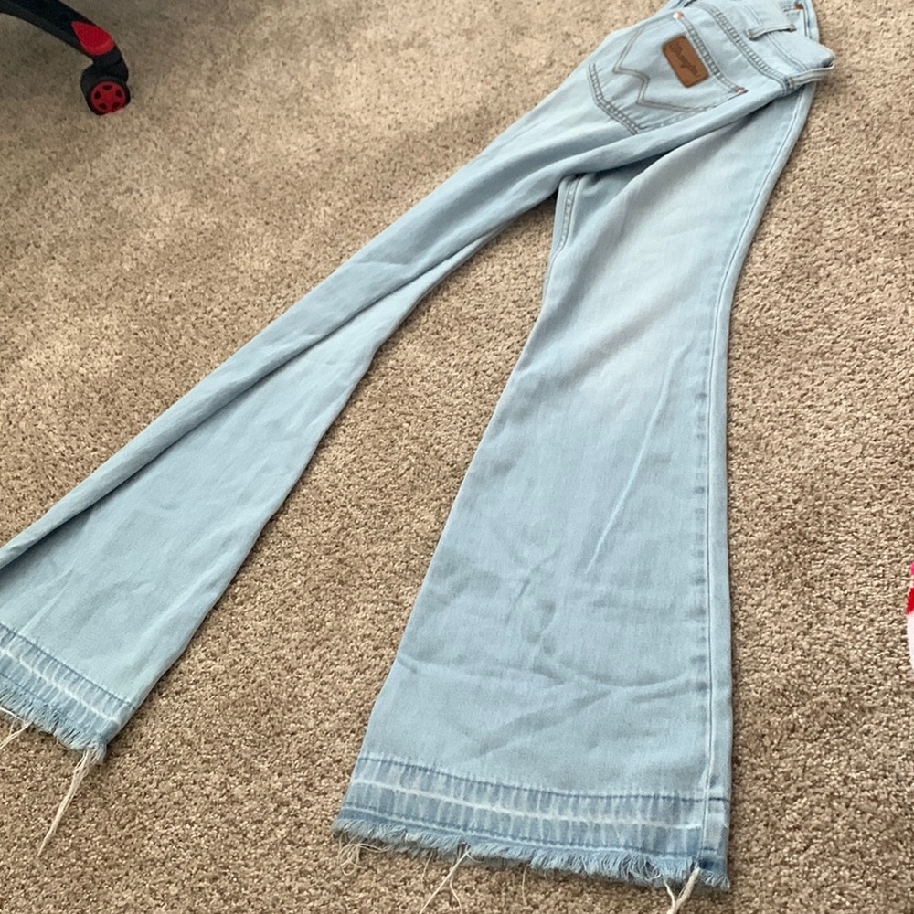 Wrangler bell bottom jeans